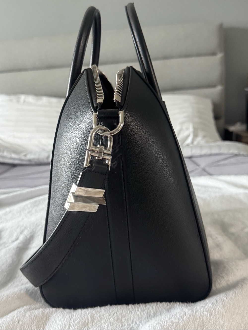 Givenchy Black Leather Satchel with Top Handles - Picture 5 of 6